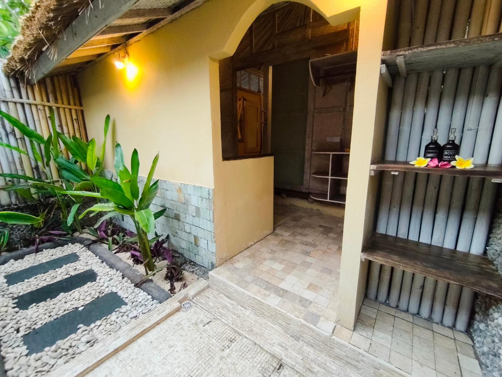 Villa Ibu Gili Trawangan Extérieur photo