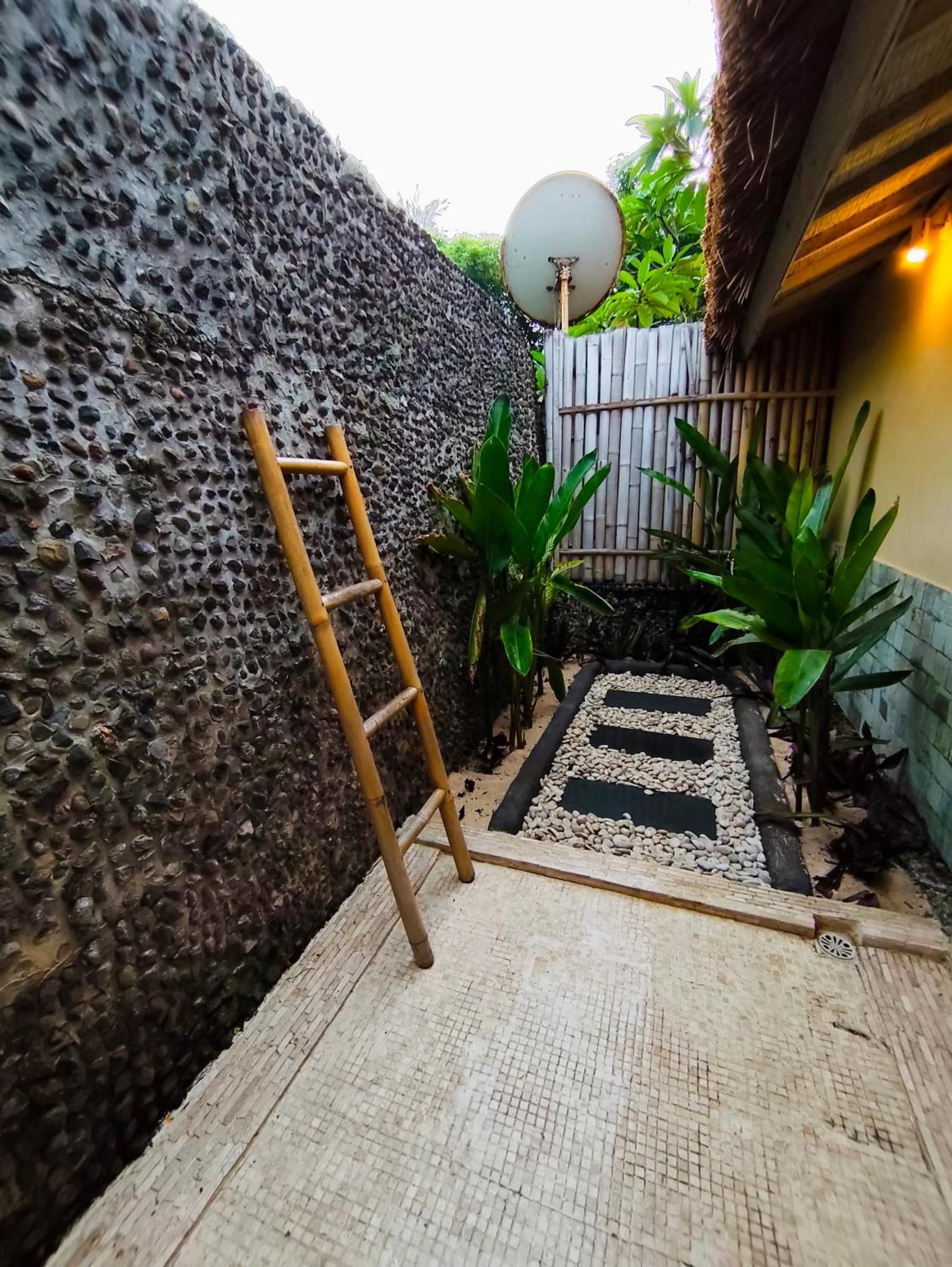 Villa Ibu Gili Trawangan Extérieur photo