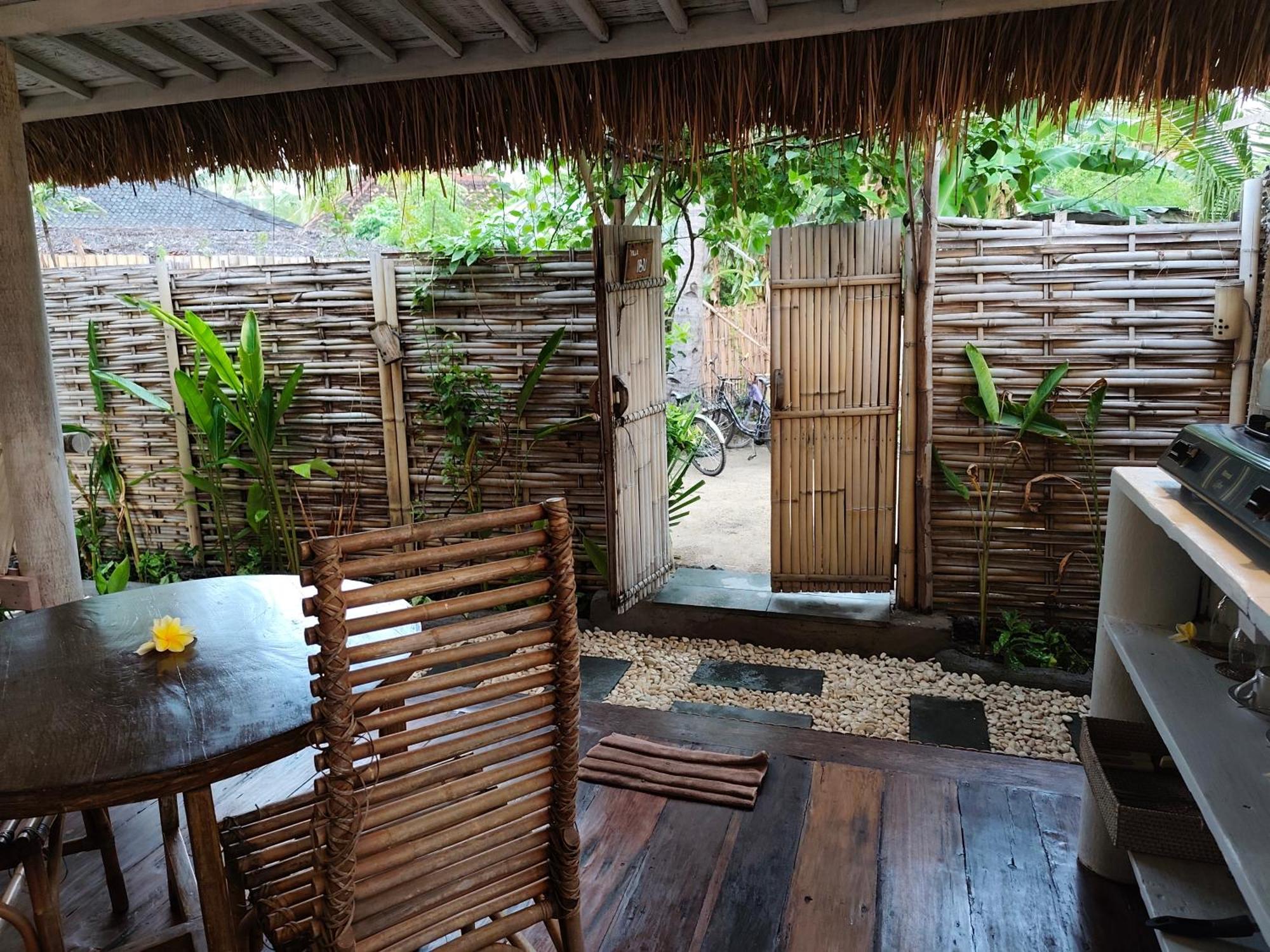 Villa Ibu Gili Trawangan Extérieur photo