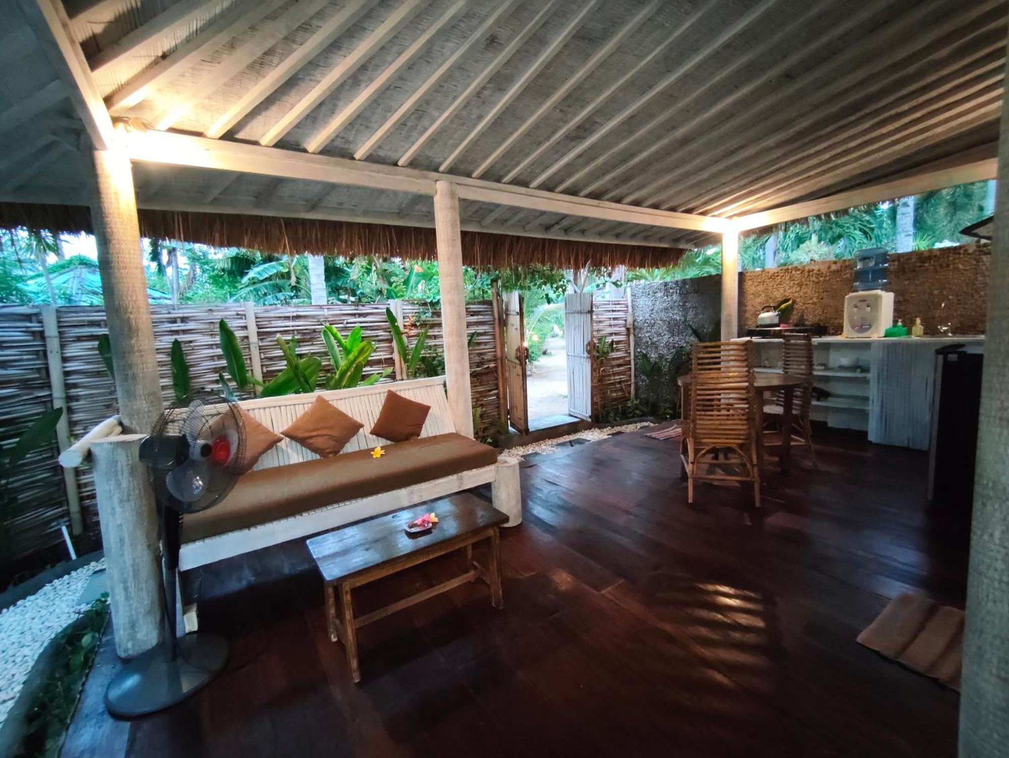 Villa Ibu Gili Trawangan Extérieur photo